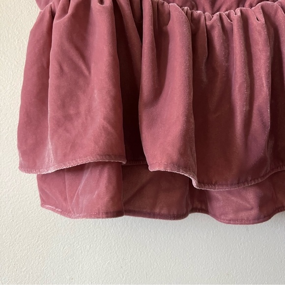 Urban Outfitters Olivia Velvet Tiered Peplum Cami Women’s Size XL - Picture 8 of 13